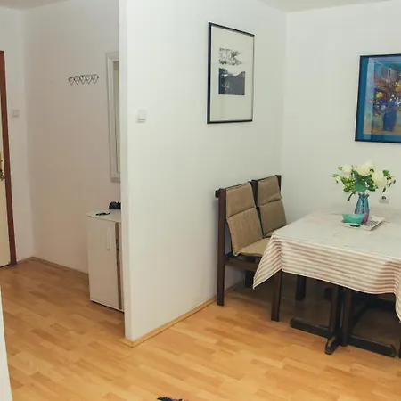 Apartment Plan B